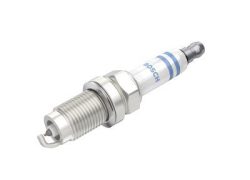 BOSCH 0242240665 Spark Plug