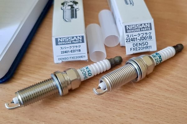 Nissan Spark Plugs FXE20HE11 and FXE20HR11