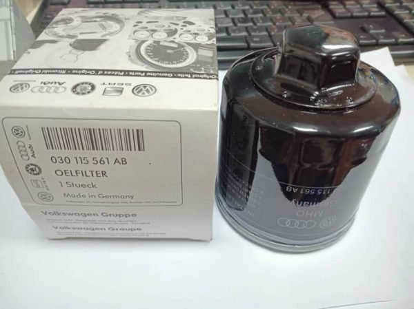 VW Oil filter 030115561AB